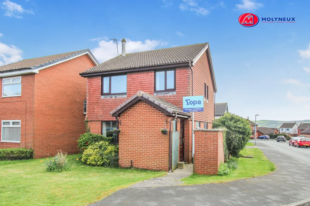 28 Well House Drive
